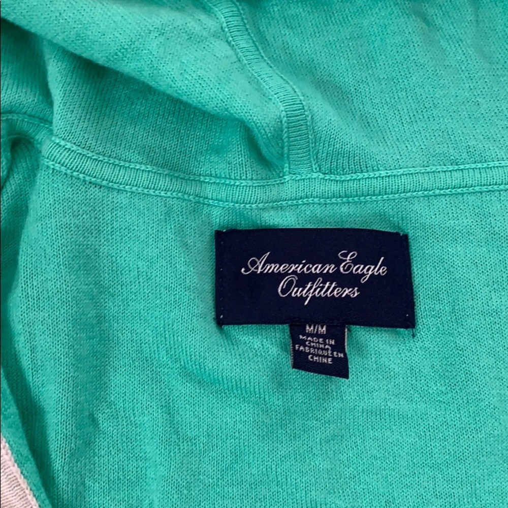 •AMERICAN EAGLE• long sleeve - Picture 2 of 3